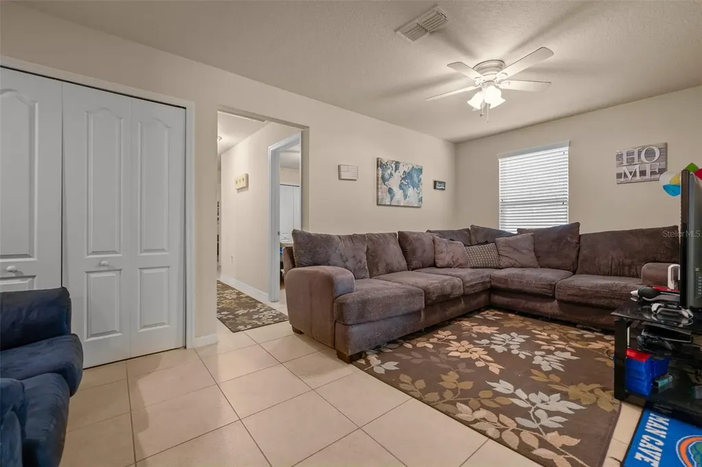 5128 Grassy Knoll Drive Tavares FL 32778