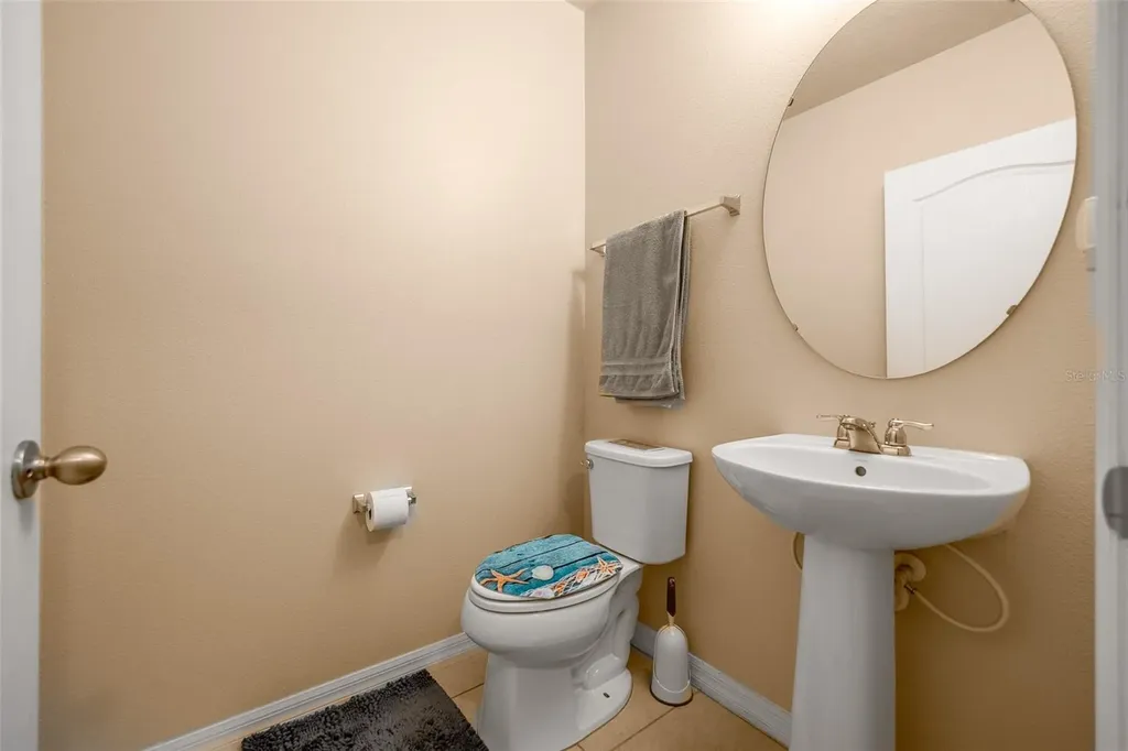 5128 Grassy Knoll Drive Tavares FL 32778