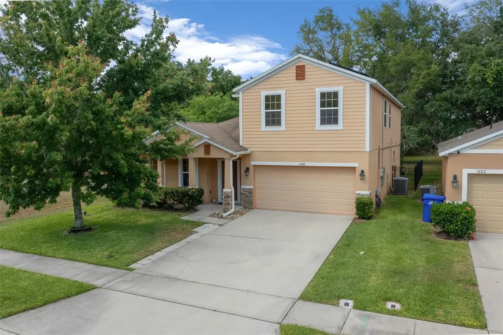 5128 Grassy Knoll Drive Tavares FL 32778