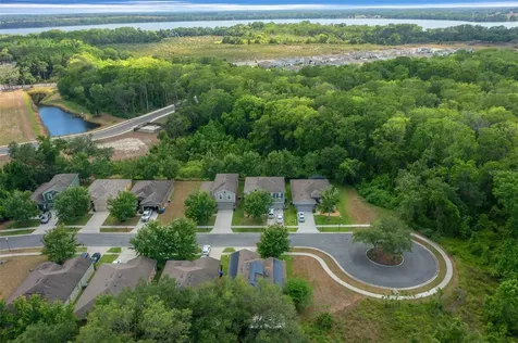 5128 Grassy Knoll Drive Tavares FL 32778