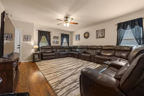 5128 Grassy Knoll Drive Tavares FL 32778