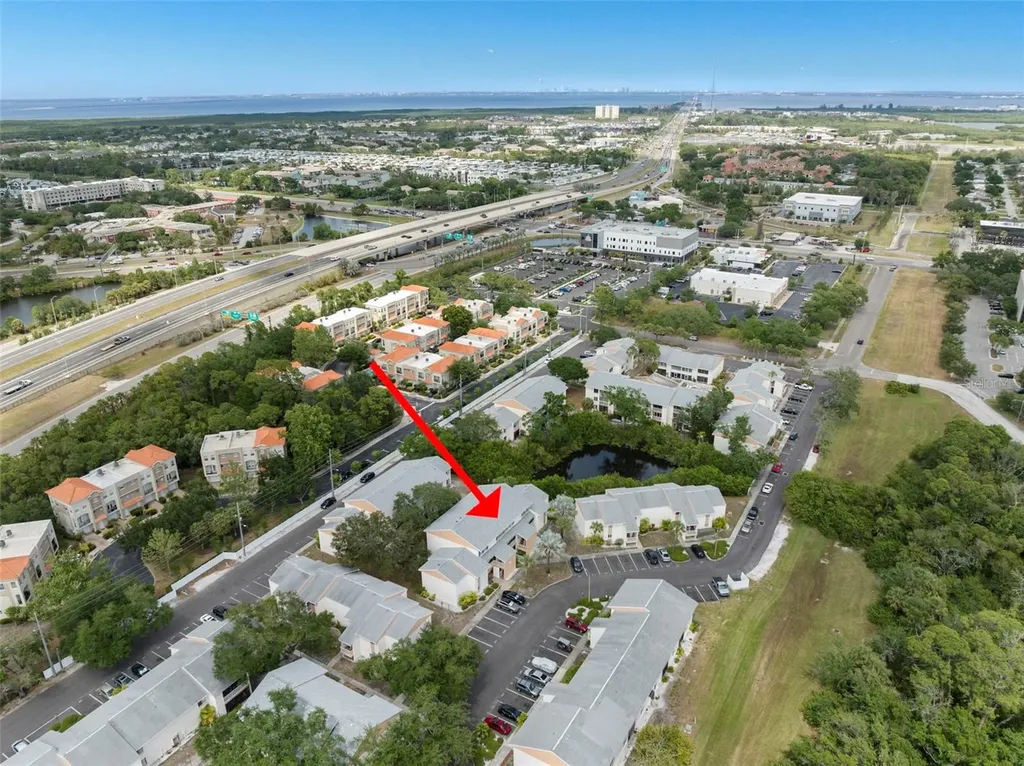 657 99th Avenue N St Petersburg FL 33702