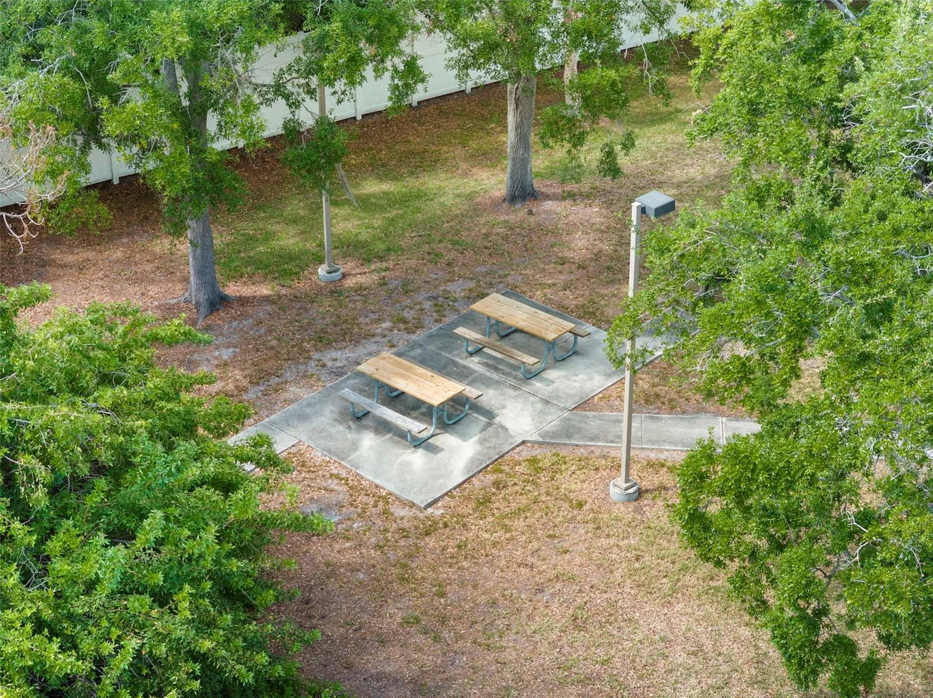 657 99th Avenue N St Petersburg FL 33702