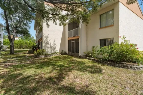 657 99th Avenue N St Petersburg FL 33702