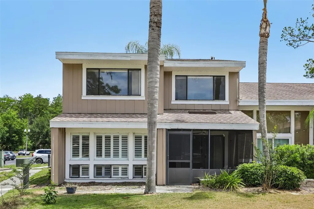 5950 Peregrine Avenue Orlando FL 32819