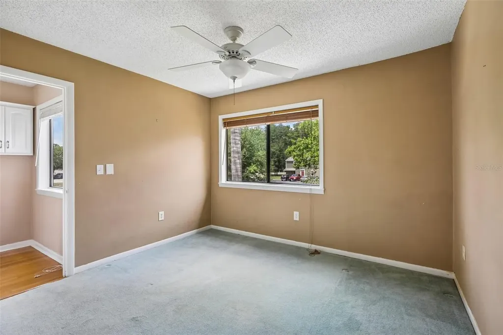 5950 Peregrine Avenue Orlando FL 32819