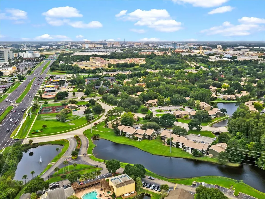 5950 Peregrine Avenue Orlando FL 32819