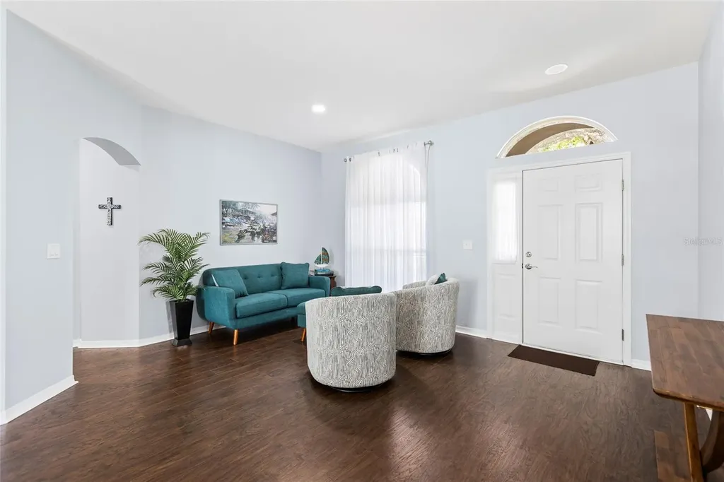 613 Tuscanny Street Brandon FL 33511