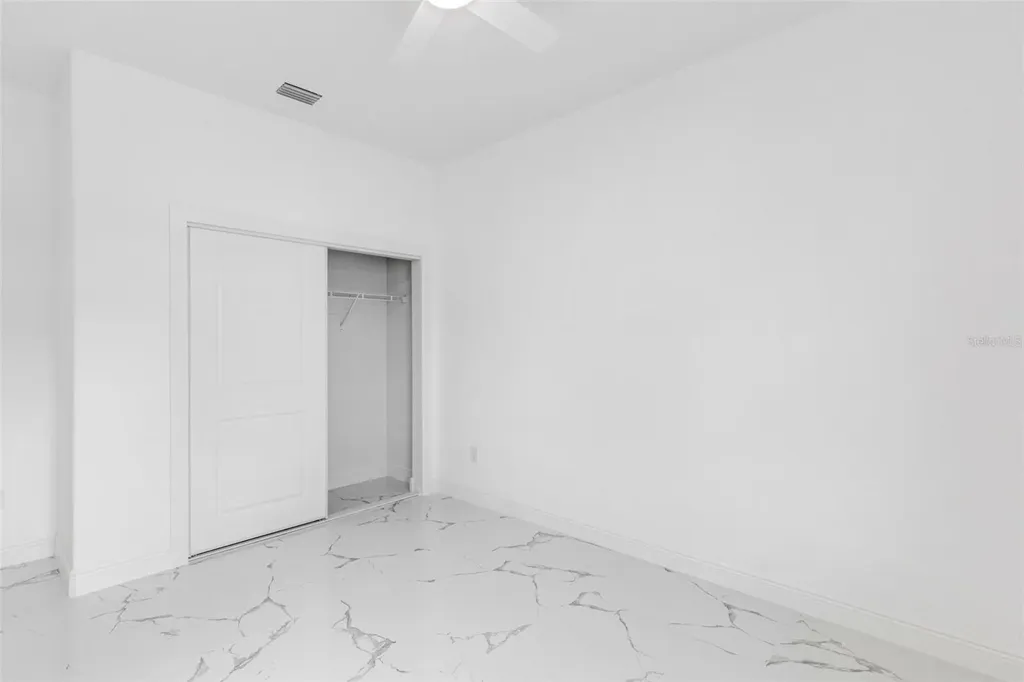 806 W Lowry Lane Tampa FL 33604