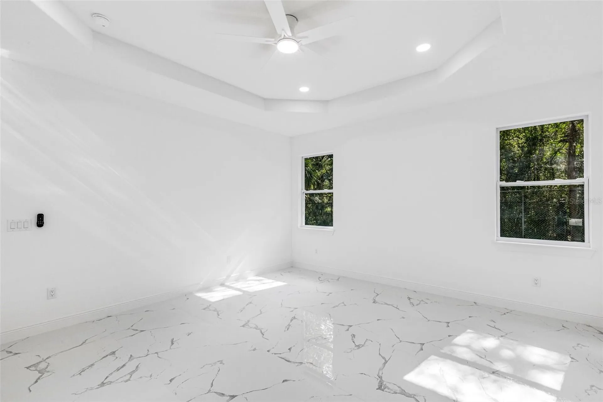 806 W Lowry Lane Tampa FL 33604