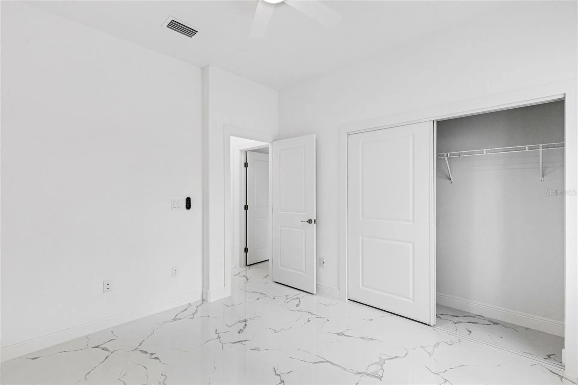 806 W Lowry Lane Tampa FL 33604