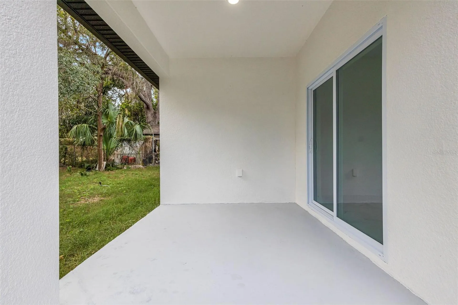 806 W Lowry Lane Tampa FL 33604