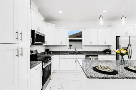 806 W Lowry Lane Tampa FL 33604