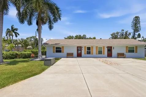 10121 46th Avenue W Bradenton FL 34210
