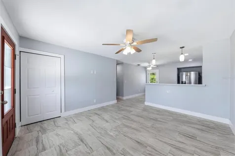 10121 46th Avenue W Bradenton FL 34210