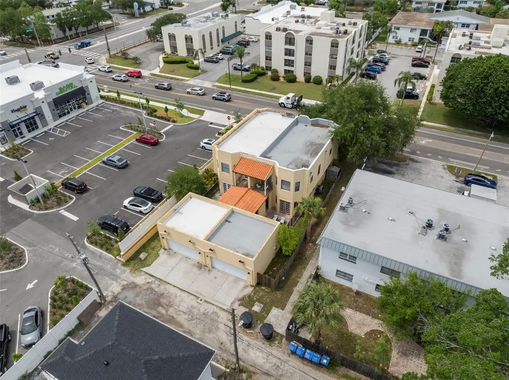 316 34th Avenue N St Petersburg FL 33704