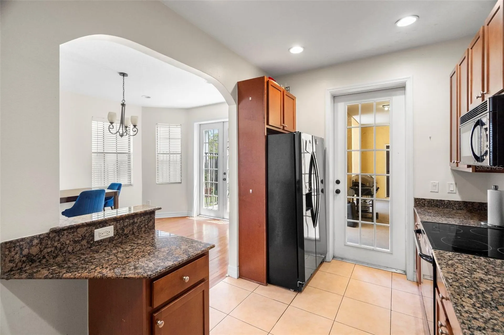 316 34th Avenue N St Petersburg FL 33704