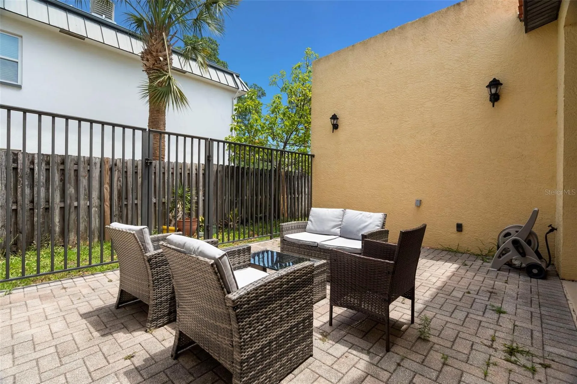 316 34th Avenue N St Petersburg FL 33704