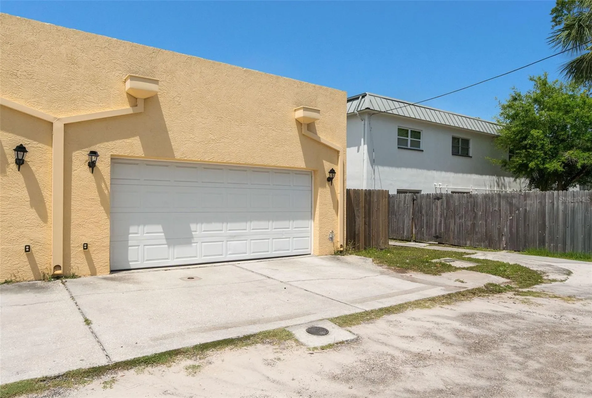 316 34th Avenue N St Petersburg FL 33704