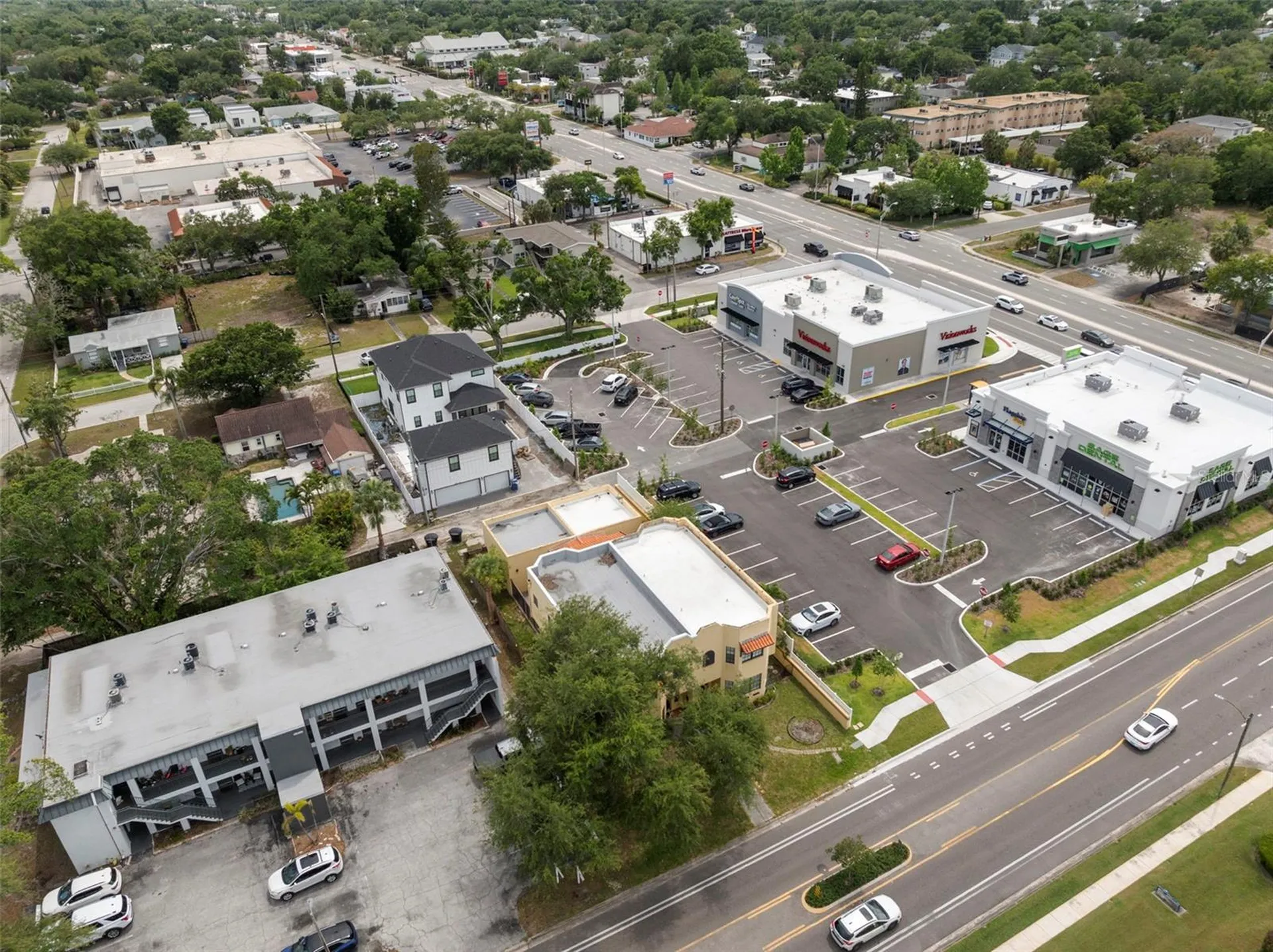316 34th Avenue N St Petersburg FL 33704