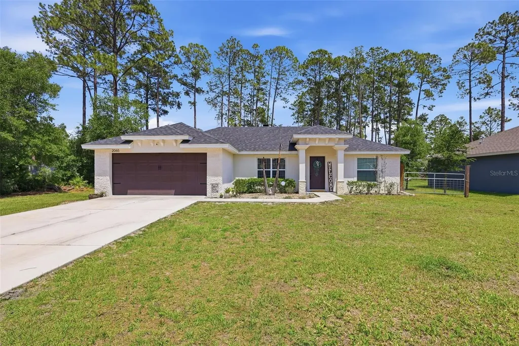 2065 9th Avenue Deland FL 32724
