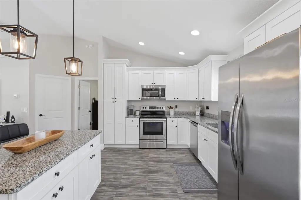 2065 9th Avenue Deland FL 32724