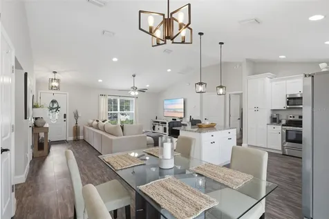 2065 9th Avenue Deland FL 32724