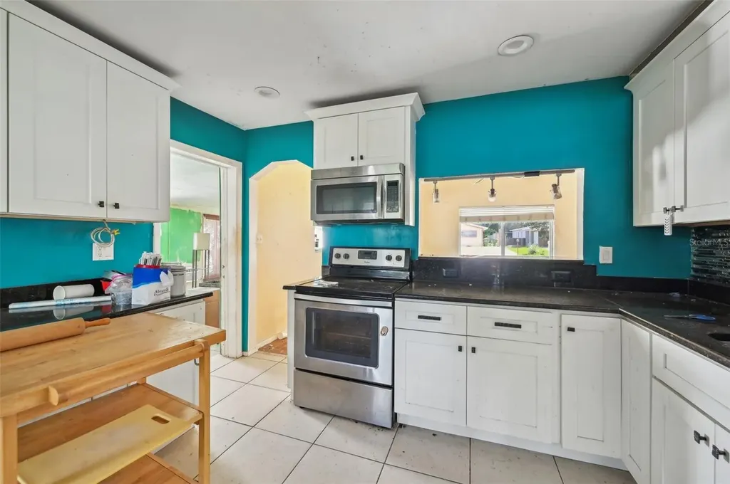 2524 Novus Street Sarasota FL 34237