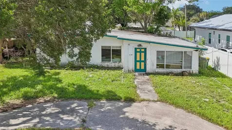 2524 Novus Street Sarasota FL 34237