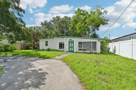 2524 Novus Street Sarasota FL 34237