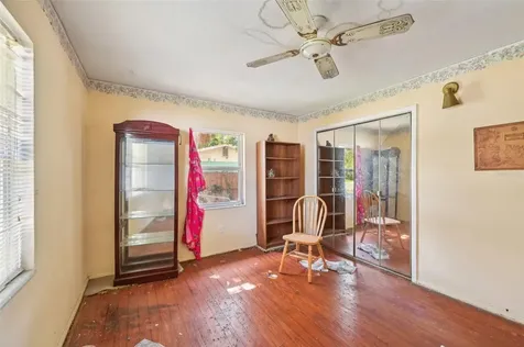 2524 Novus Street Sarasota FL 34237
