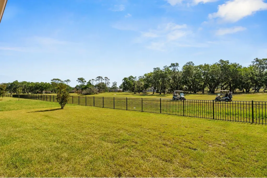 6398 Bradford Woods Drive Zephyrhills FL 33542