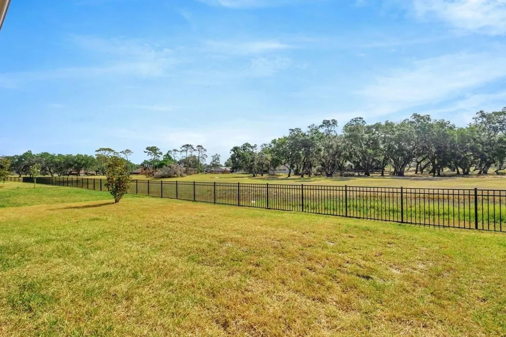 6398 Bradford Woods Drive Zephyrhills FL 33542