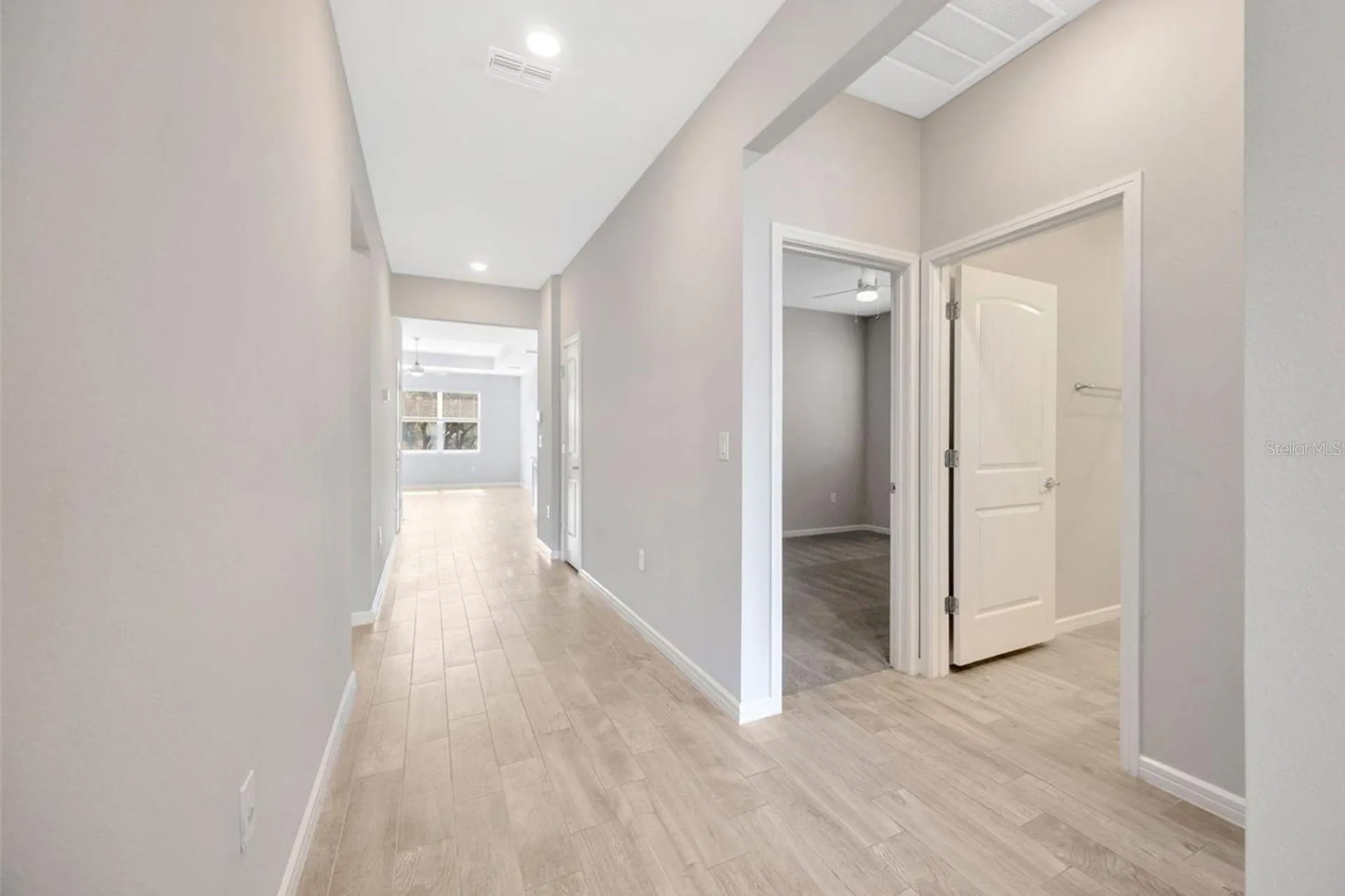 6398 Bradford Woods Drive Zephyrhills FL 33542