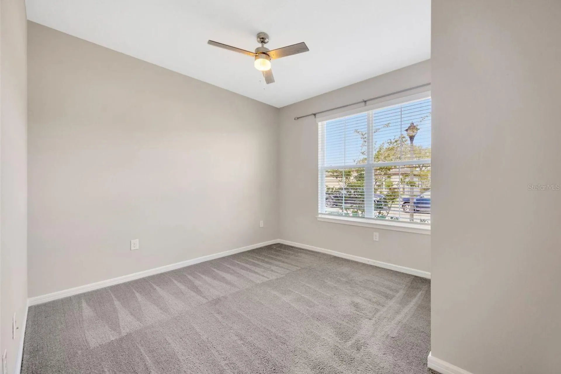 6398 Bradford Woods Drive Zephyrhills FL 33542