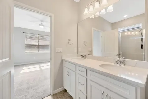 6398 Bradford Woods Drive Zephyrhills FL 33542