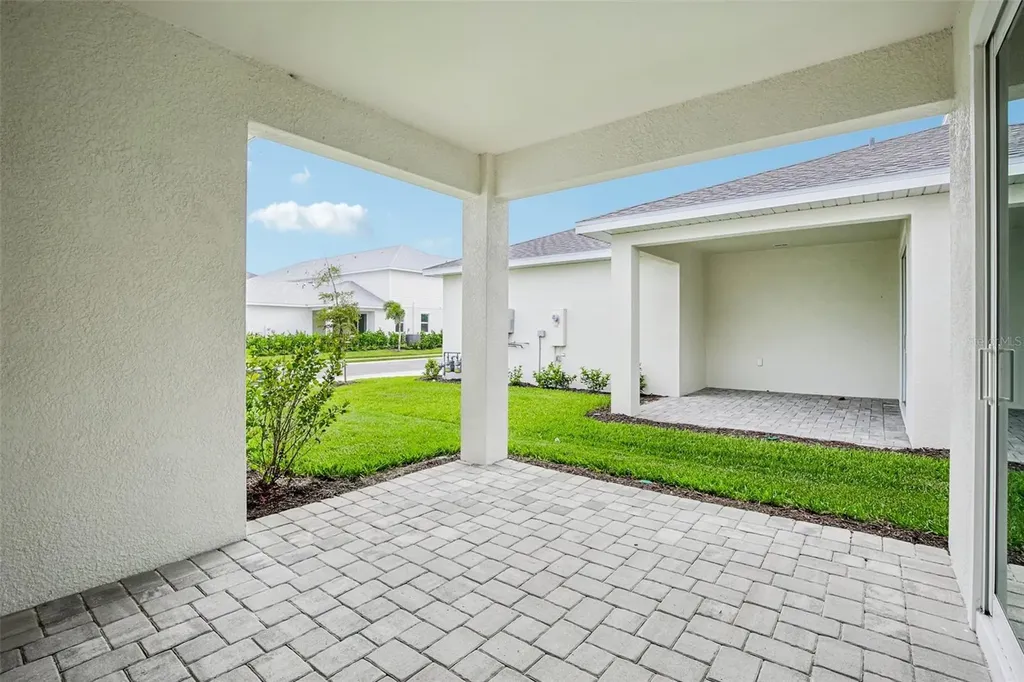 8225 Seaflower Parkway Bradenton FL 34210