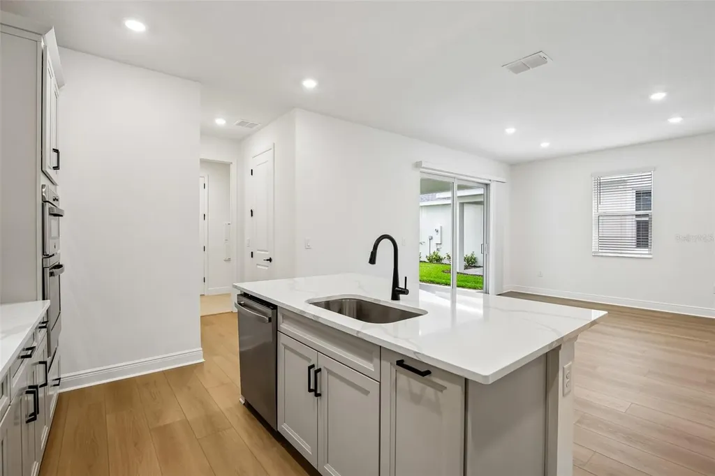 8225 Seaflower Parkway Bradenton FL 34210