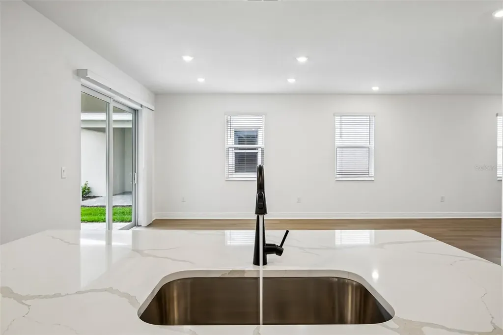 8225 Seaflower Parkway Bradenton FL 34210