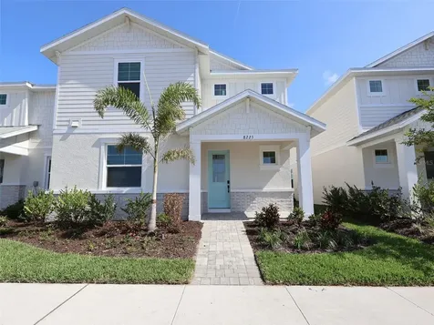 8225 Seaflower Parkway Bradenton FL 34210