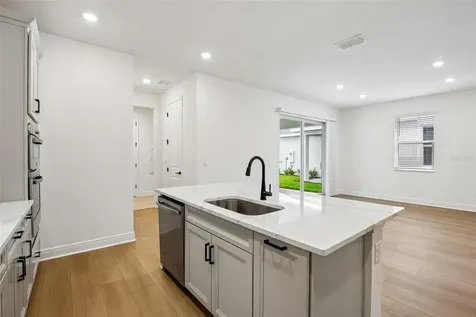 8225 Seaflower Parkway Bradenton FL 34210