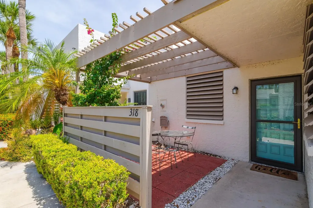 318 Timberlake Drive Bradenton FL 34210