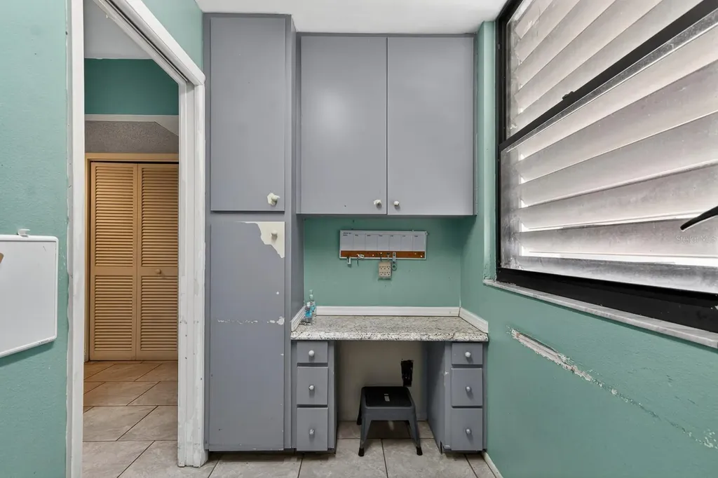 318 Timberlake Drive Bradenton FL 34210