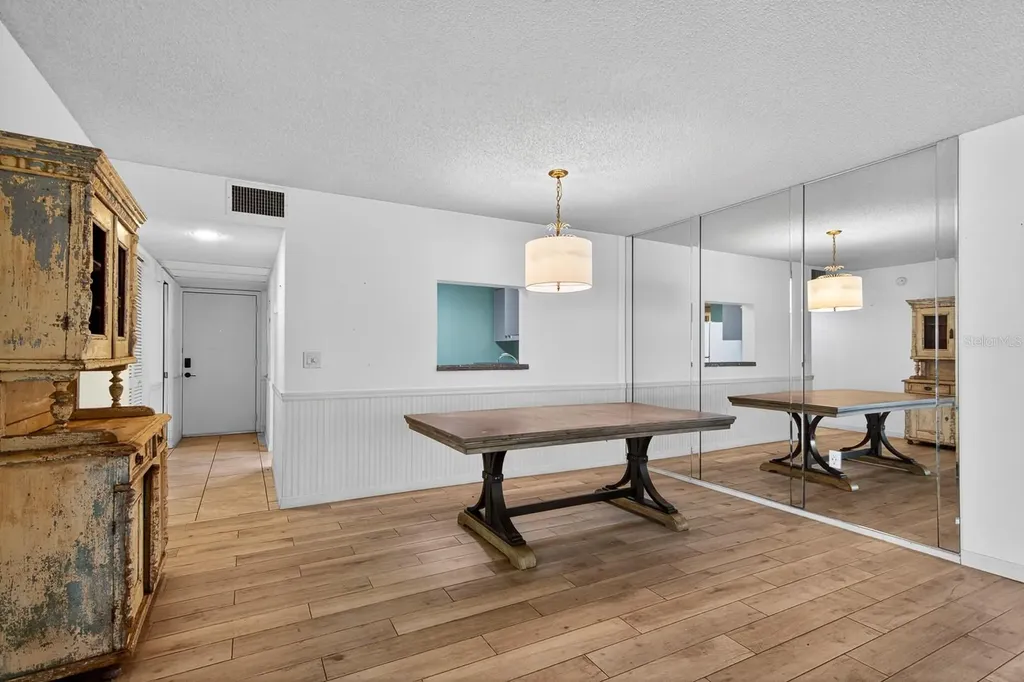 318 Timberlake Drive Bradenton FL 34210