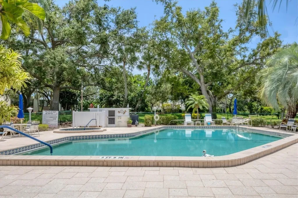 318 Timberlake Drive Bradenton FL 34210