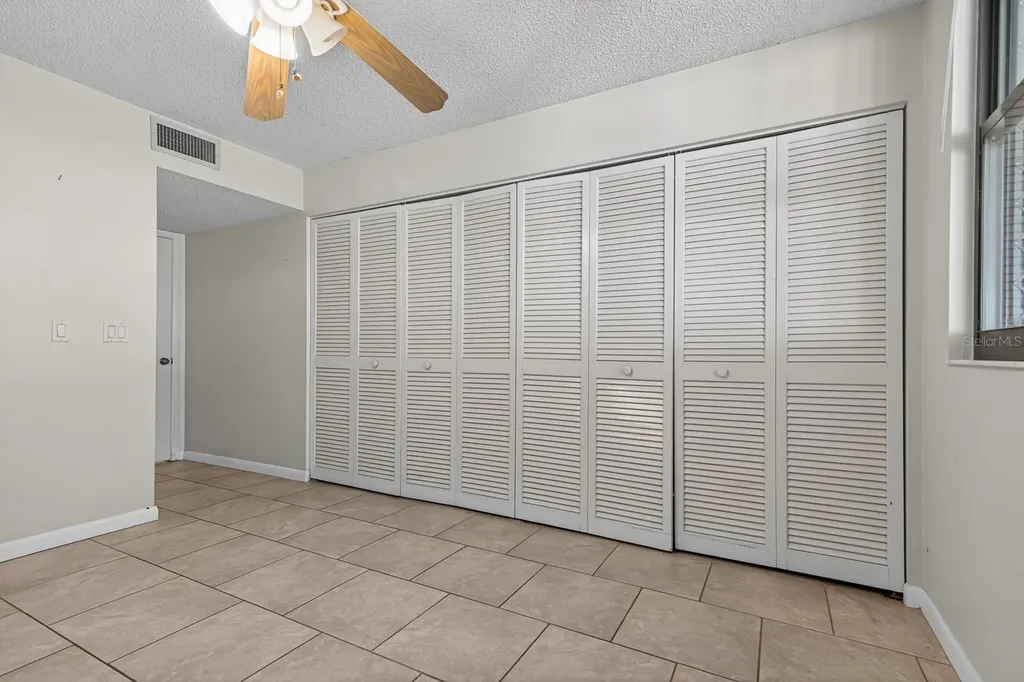 318 Timberlake Drive Bradenton FL 34210