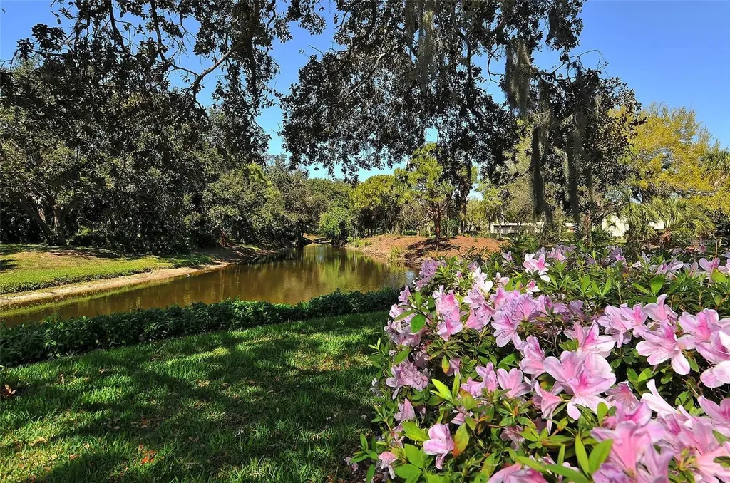 318 Timberlake Drive Bradenton FL 34210