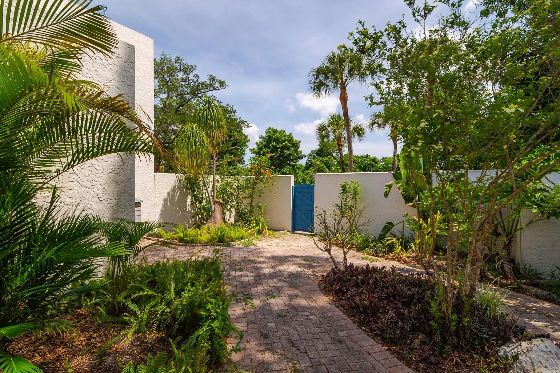 318 Timberlake Drive Bradenton FL 34210
