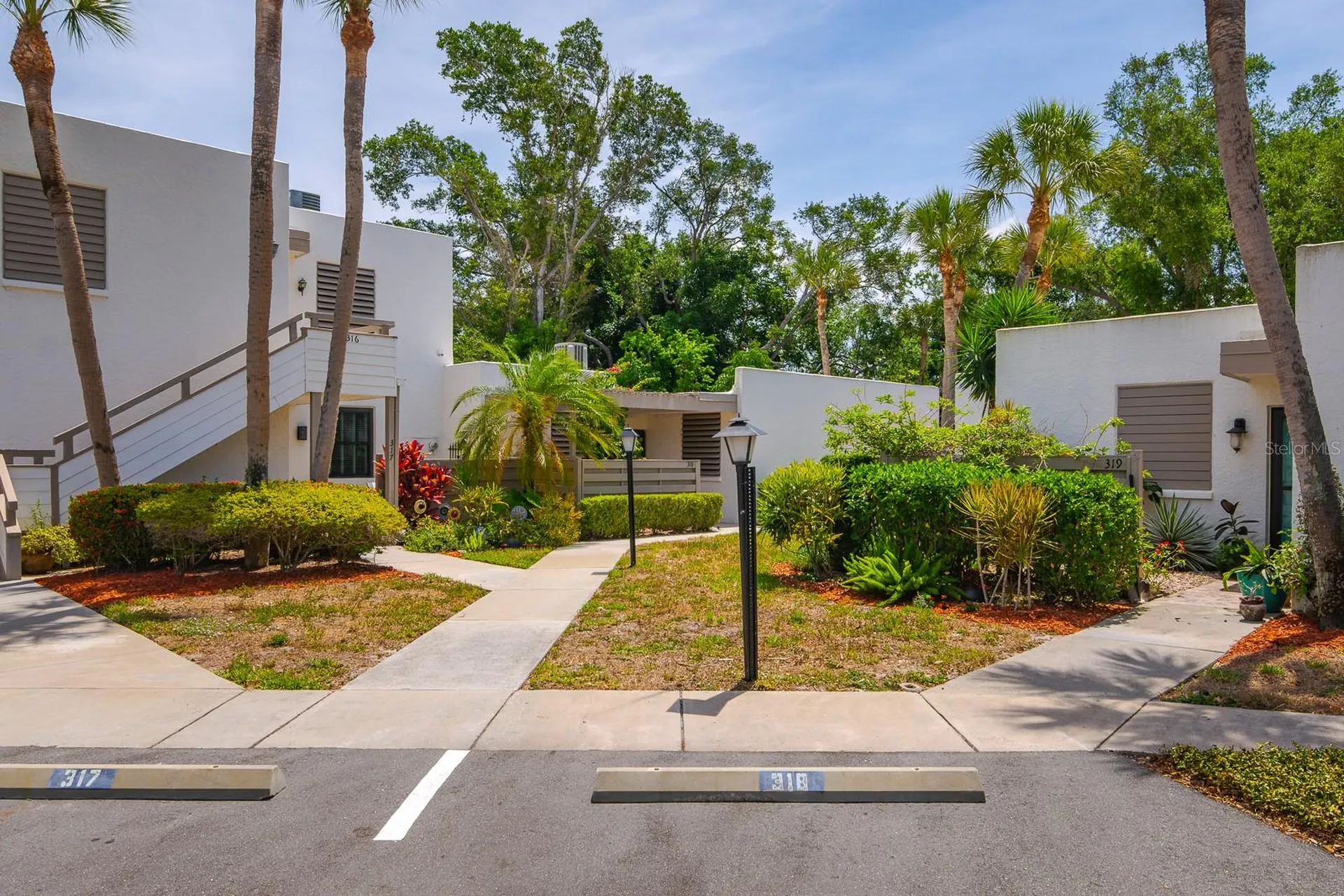 318 Timberlake Drive Bradenton FL 34210