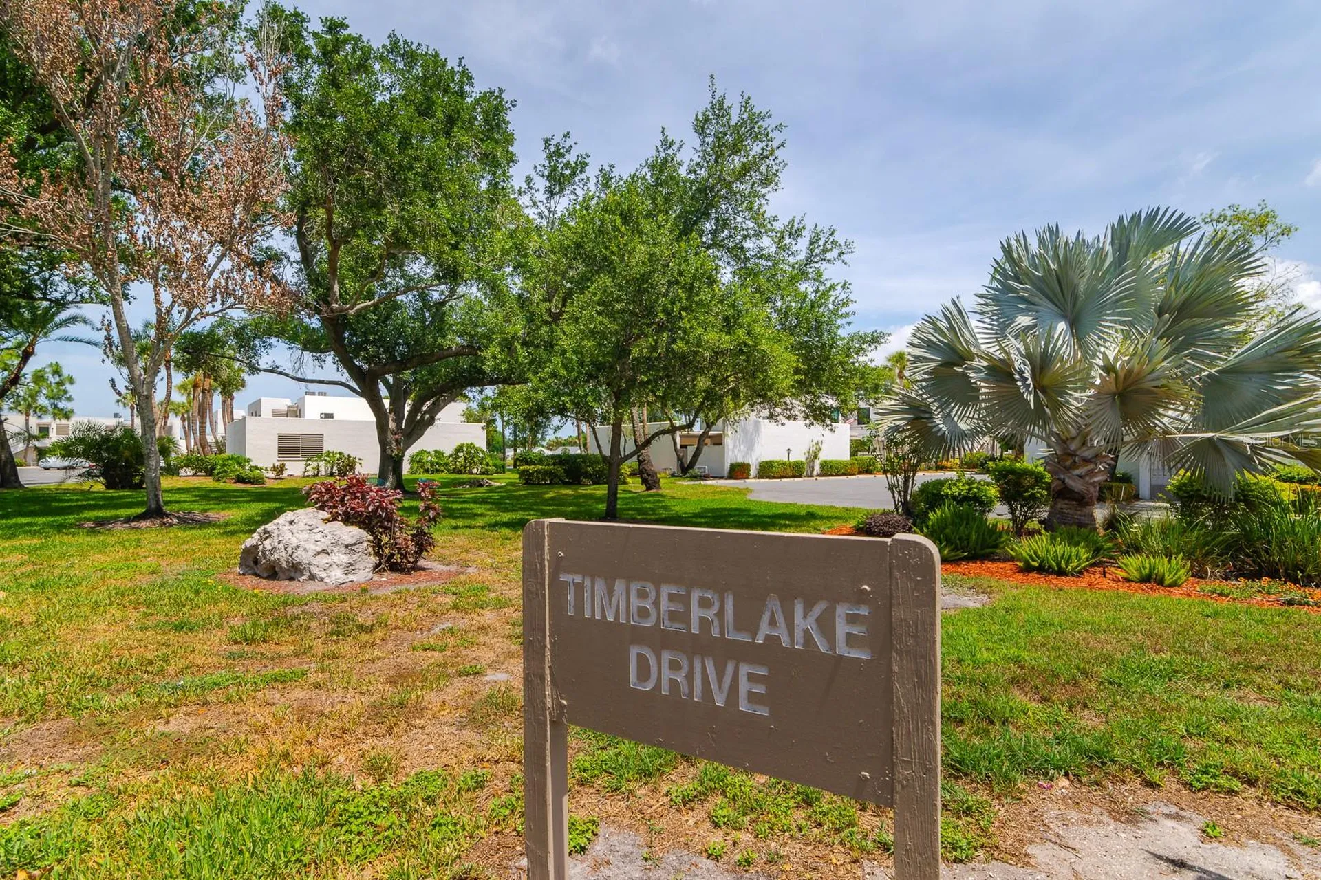 318 Timberlake Drive Bradenton FL 34210
